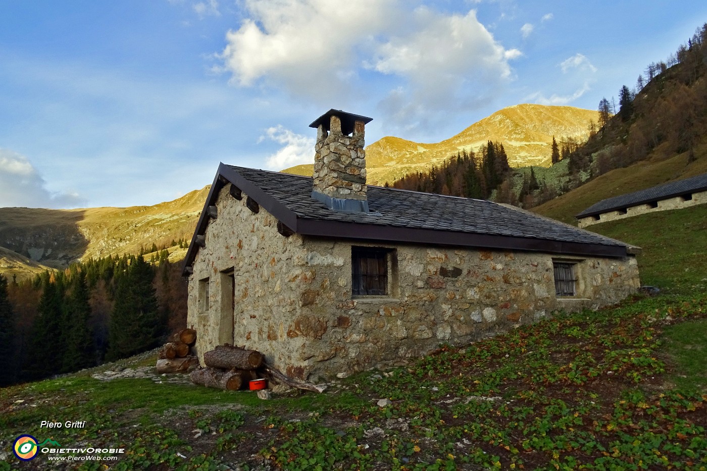 100 Qui si chiude l'anello Arete-Valegino col sole in vetta .JPG -                                